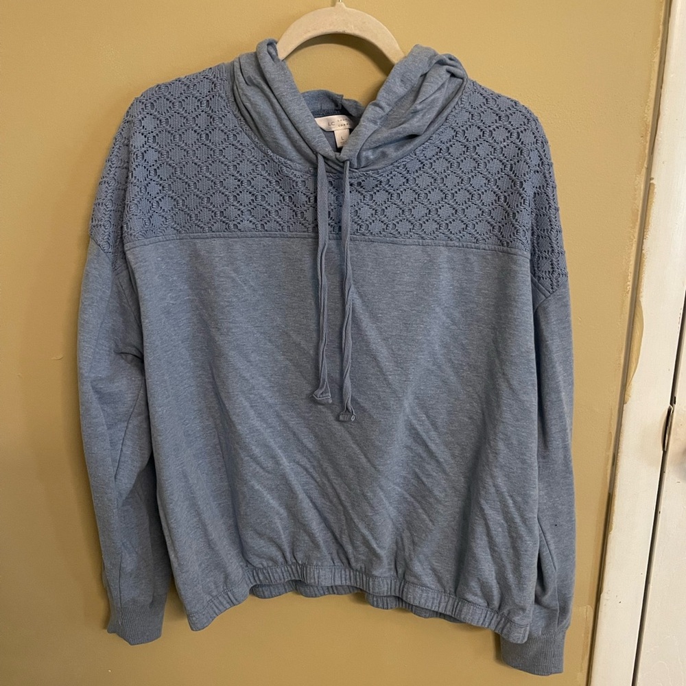 Lauren Conrad hooded pullover in size large
